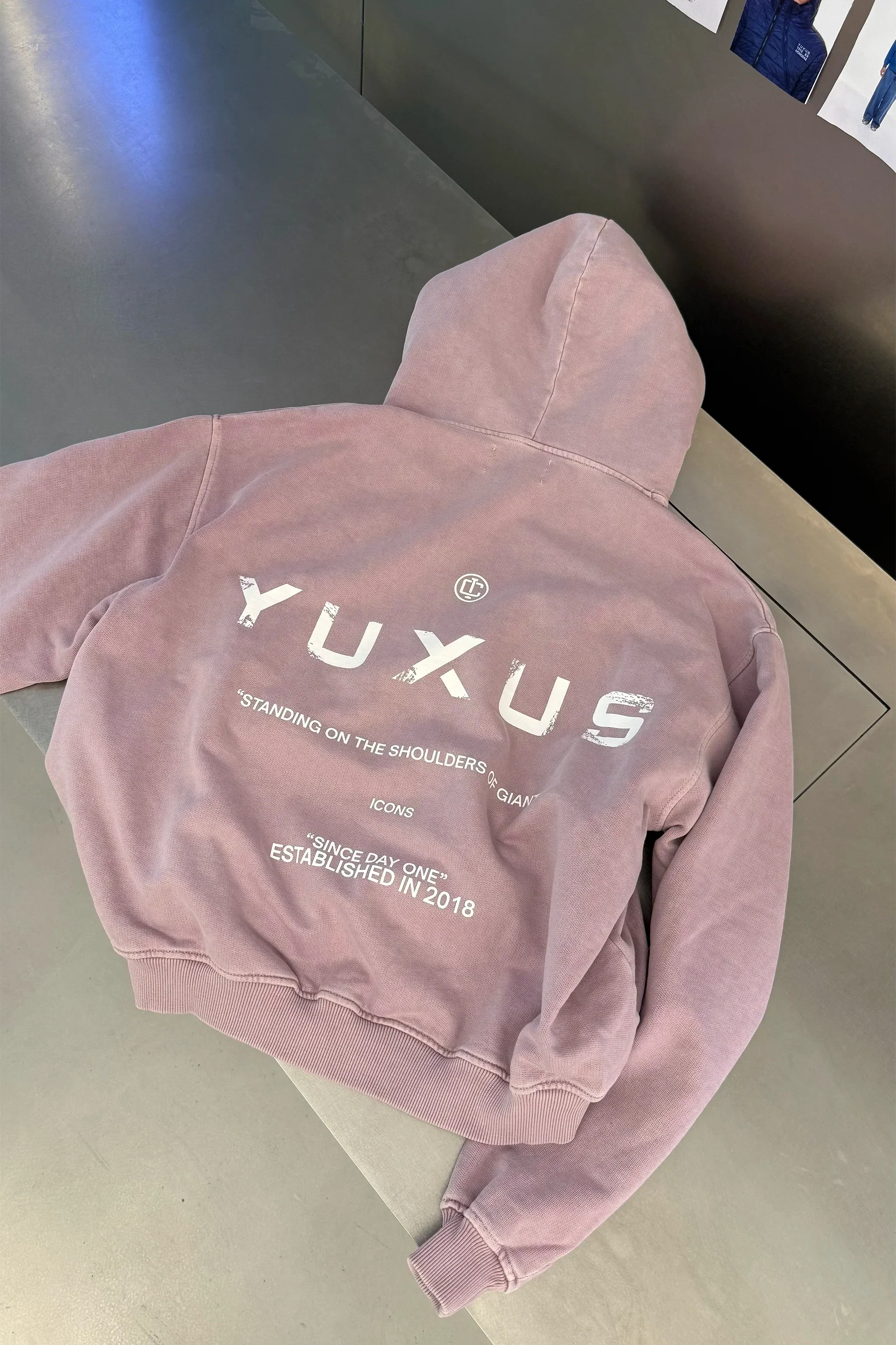 Thumbnail 8